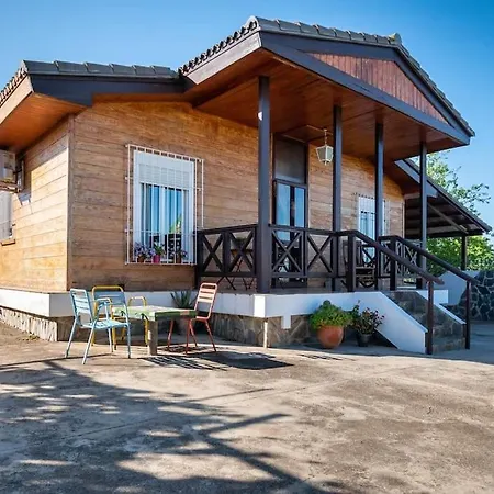 Vakantiehuis Casa De Madera Del Turullote